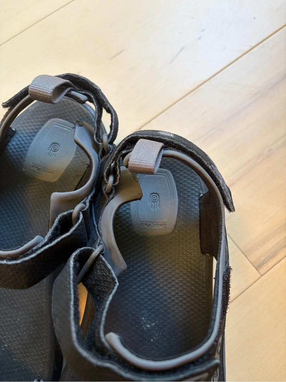 Teva Minam Men’s Hiking Sandals Size 10 Black Adjustable Strap Velcro Rubber